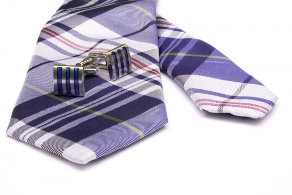 How to Buy & Wear Cufflinks