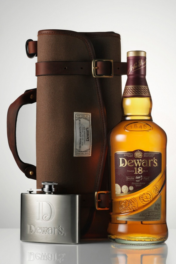 Dewar’s x Freemans Sporting Club Travel Roll