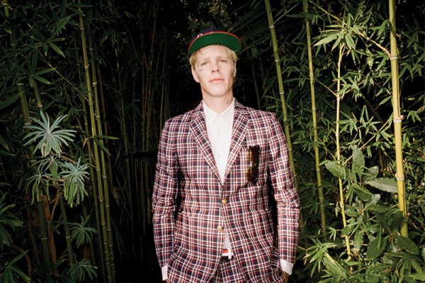 maison-kitsune-2013-spring-summer-lookbook-2-5