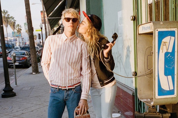 maison-kitsune-2013-spring-summer-lookbook-2-7
