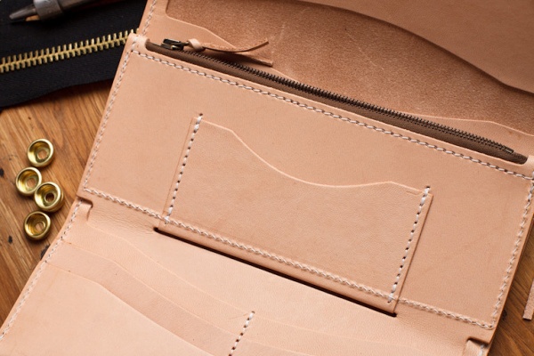 tanner-goods-2013-spring-tradesman-wallet-3
