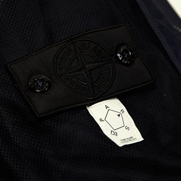 09-04-2013_stoneisland_shadowprojectsolorhoodedjacket_blue_d5