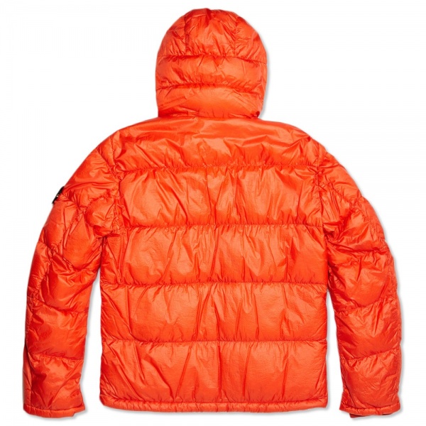 24-06-2013_stoneisland_garmentdyeddownjacket_orange2