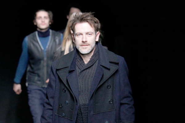 Maison Martin Margiela Fall / Winter 2011 Runway Images