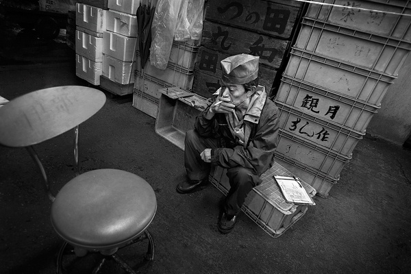Tsukiji Wholesale Fish Market by Mikkel Örstedholm