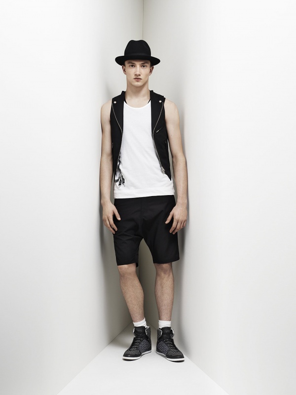Y-3 Spring / Summer 2011 Collection