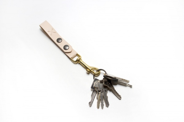 Draught Dry Goods Brass Key Carry