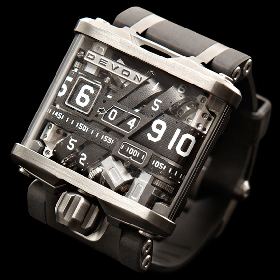 Devon Works Tread 1 Watch