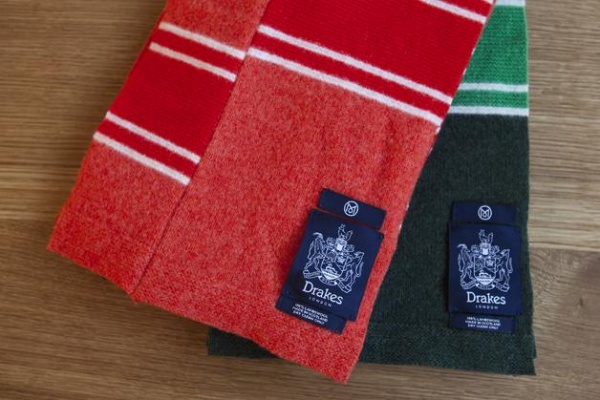 Drakes x Monocle Wool Patch Scarf