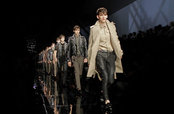 Burberry Prorsum Spring / Summer 2011 Collection