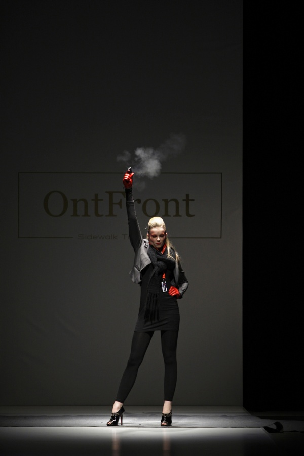 Ontfront Fall / Winter 2010 Runway Show