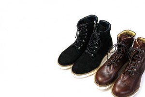 Untold 7 Hole Boots
