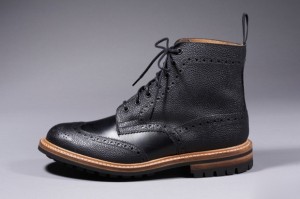 Blackhist by DIAFVINE & Tricker’s Brogue Country Boots