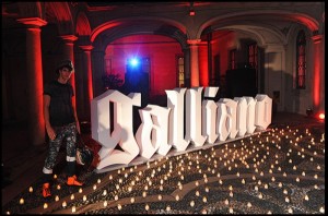 Galliano Winter 2010/11 Fashion Show
