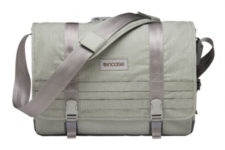 Incase – EO Collection Messenger Bag