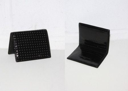 Surface To Air – Wallet