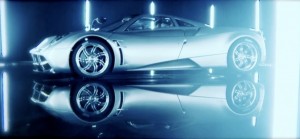 Richard Hammond Test Drives The Pagani Huayra