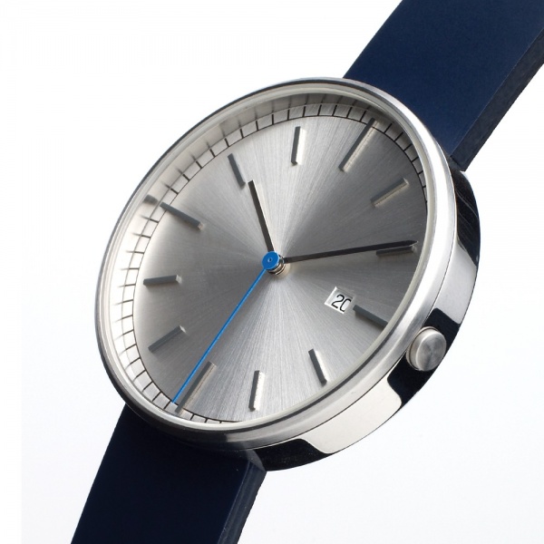 Uniform Wares Series 203 Calendar Wristwatch 1