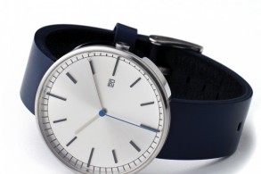Uniform Wares Series 203 Calendar Wristwatch 3