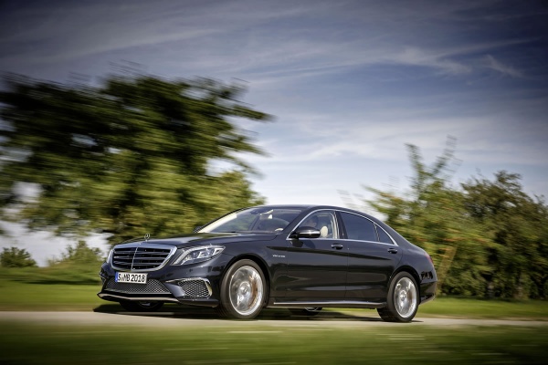 Mercedes Benz Unveil the New 12-Cylinder S65 AMG