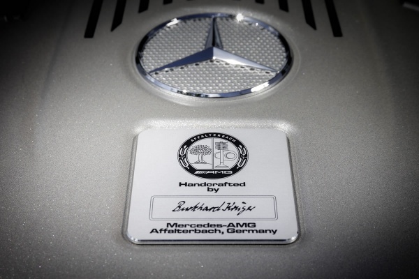 Mercedes-Benz-S65-AMG-2013-6