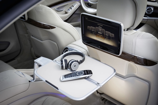 Mercedes-Benz-S65-AMG-2013-8